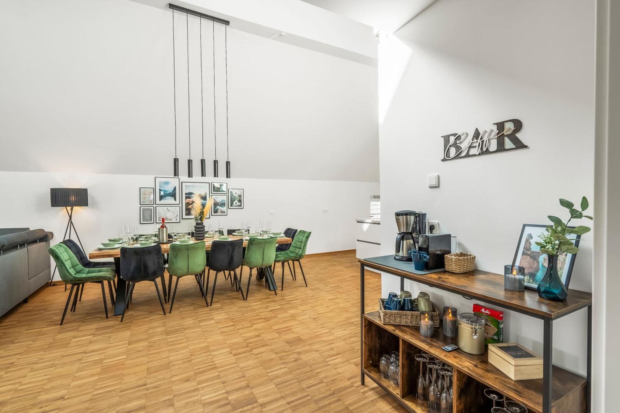 Dnd Design Loft I 170Qm I Parken I Balkon I Workstation I Netflix I Kaffee I Waschmaschine I Trockner I Xbox I Ausblick Apartment Wurzburg Luaran gambar