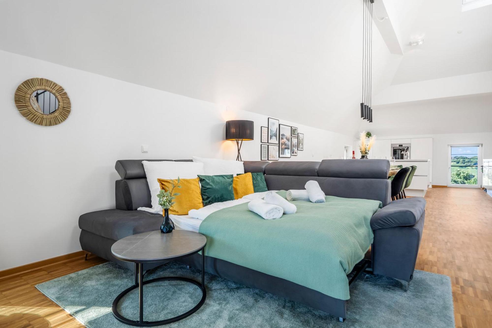 Dnd Design Loft I 170Qm I Parken I Balkon I Workstation I Netflix I Kaffee I Waschmaschine I Trockner I Xbox I Ausblick Apartment Wurzburg Luaran gambar