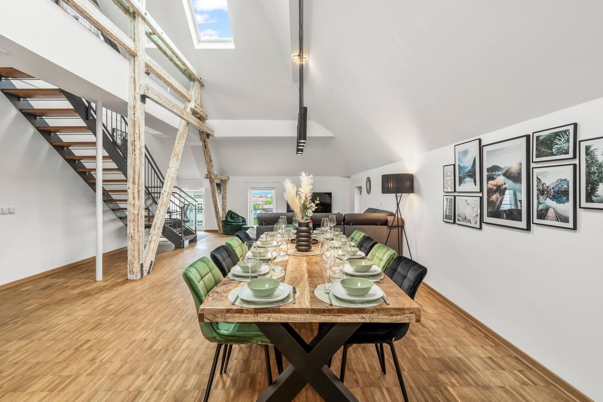 Dnd Design Loft I 170Qm I Parken I Balkon I Workstation I Netflix I Kaffee I Waschmaschine I Trockner I Xbox I Ausblick Apartment Wurzburg Luaran gambar