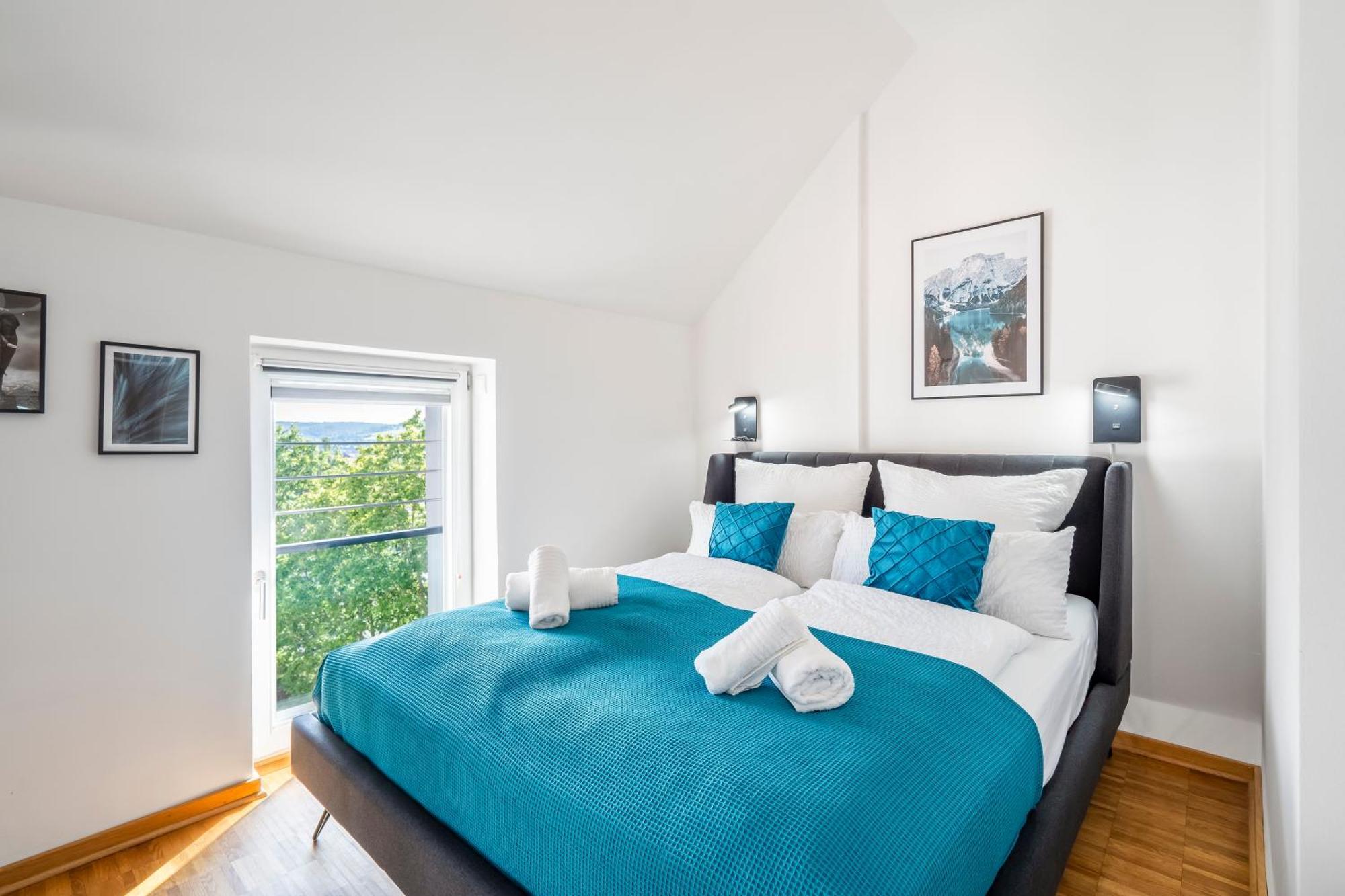 Dnd Design Loft I 170Qm I Parken I Balkon I Workstation I Netflix I Kaffee I Waschmaschine I Trockner I Xbox I Ausblick Apartment Wurzburg Luaran gambar